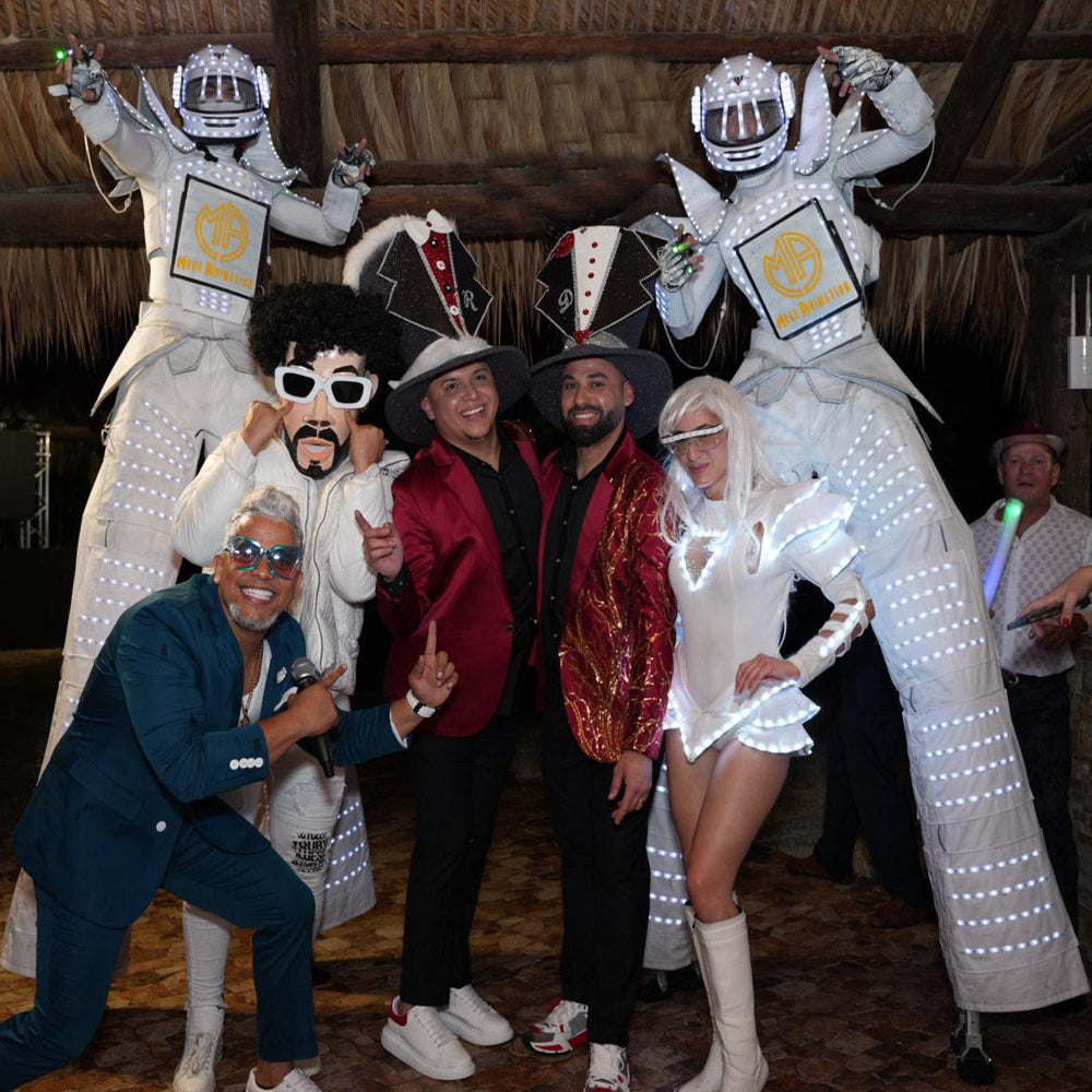 Full Color Smart Pixels LED Robot Suit Costume Clothes Stilts Walker Costume LED Lights Luminous Jacket Stage Dance Performance